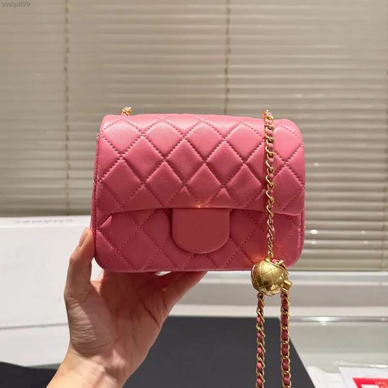 Ladies Designer Flap Golden Ball Quilted Lambskin Leather Shoulder Bag Adjusting Matelasse Chain Wallet Classic Tote Crossbady Handbag 17/20cm