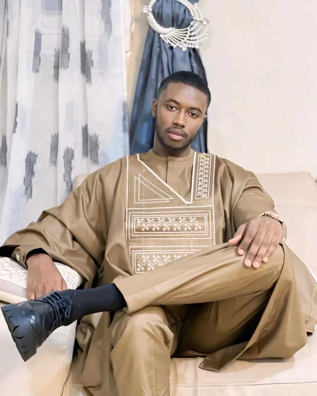 African mens embroidery design long sleeves with pants X250313