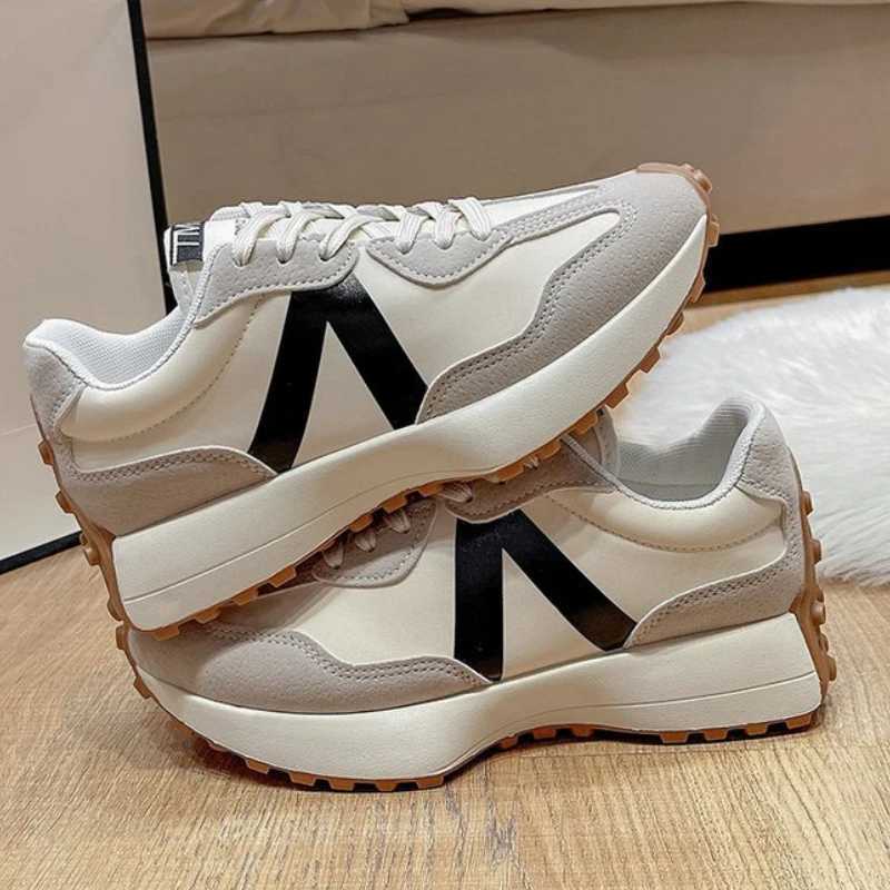 Sneakers: Stylish Autumn Comfortable, Durable, Hot And N-Slip Couple Shoes For Women Sneakers: Comfortable, Durable,