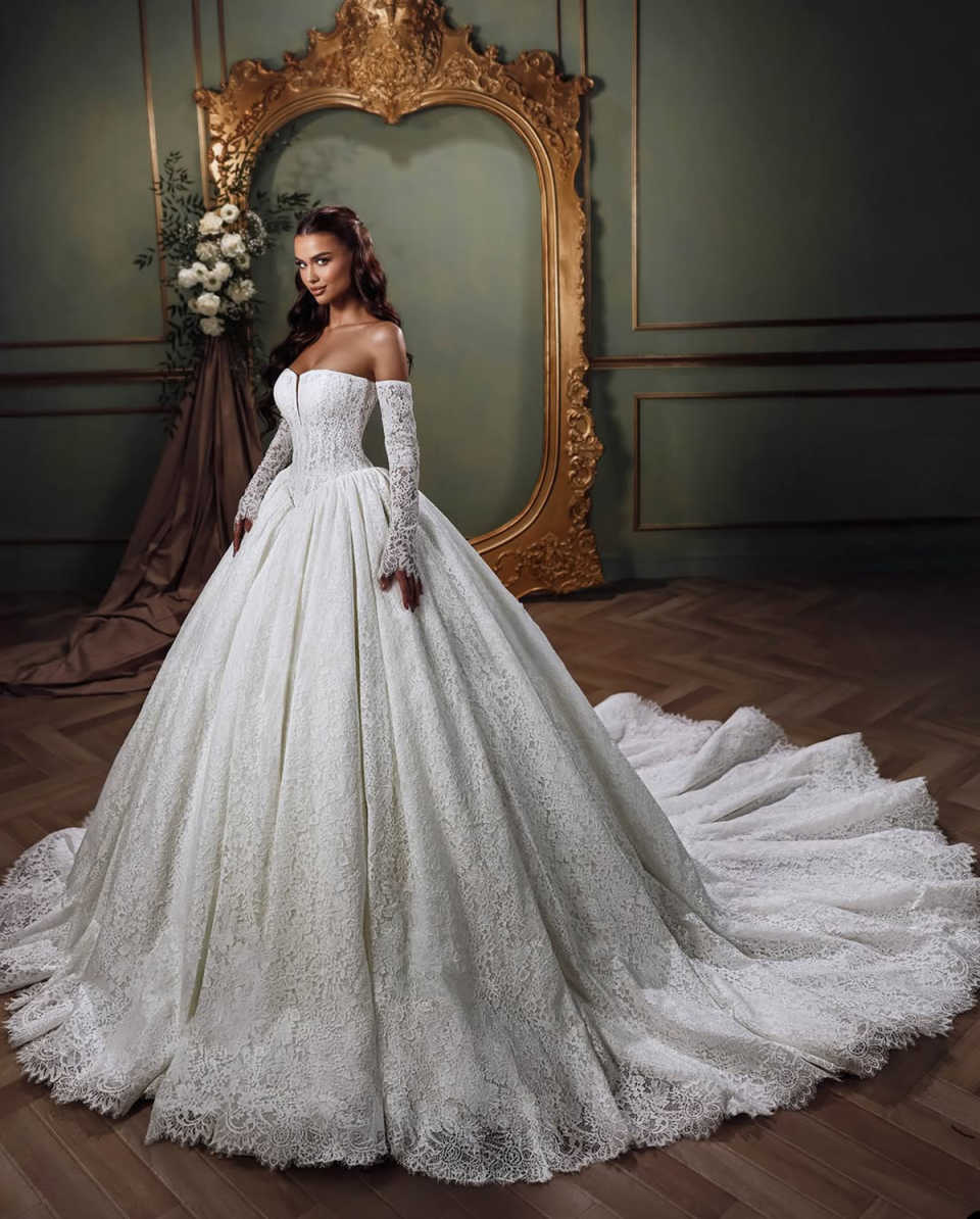 Simple A e Women Wedding Strapless Removable Sleeves Bridal Gowns Lace Backless Sweep Train Dress Custom Made