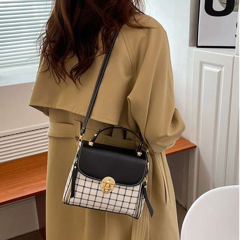 Women Trendy Flap Shoulder PU Leather Crossbody Simple Plaid Designer Messenger Bag Small Purse And Handbags Pouch