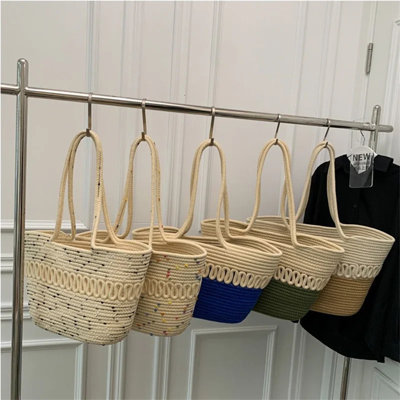 Shoulder Bag Skeleton Cotton Thread Woven Bag New Summer Large Capacity French Straw Bag Seaside Vacation Beach Bag Female R250312