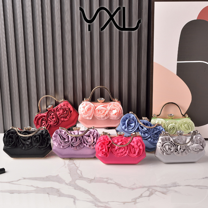 New Silk Flower Banquet Match Party Handheld Diamond Set Evening Dress Bag