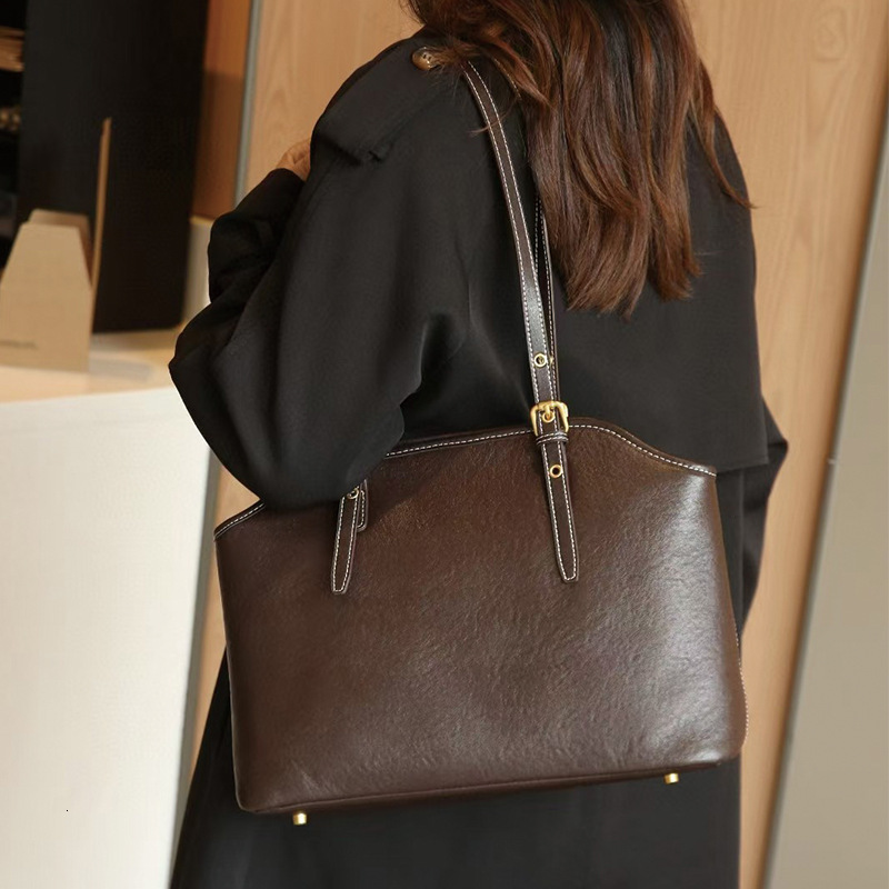 Women's Genuine Leather Women's High-End Sense, Niche Tote Bag, Large Capacity Single Shoulder Hand-Held Commuting Bag