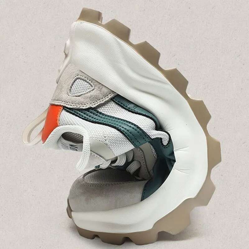 Soft Bottom Fashionable Casual Sport Shoes Men Outdoor Running Comfortable Breathable Sneakers Size 39-44