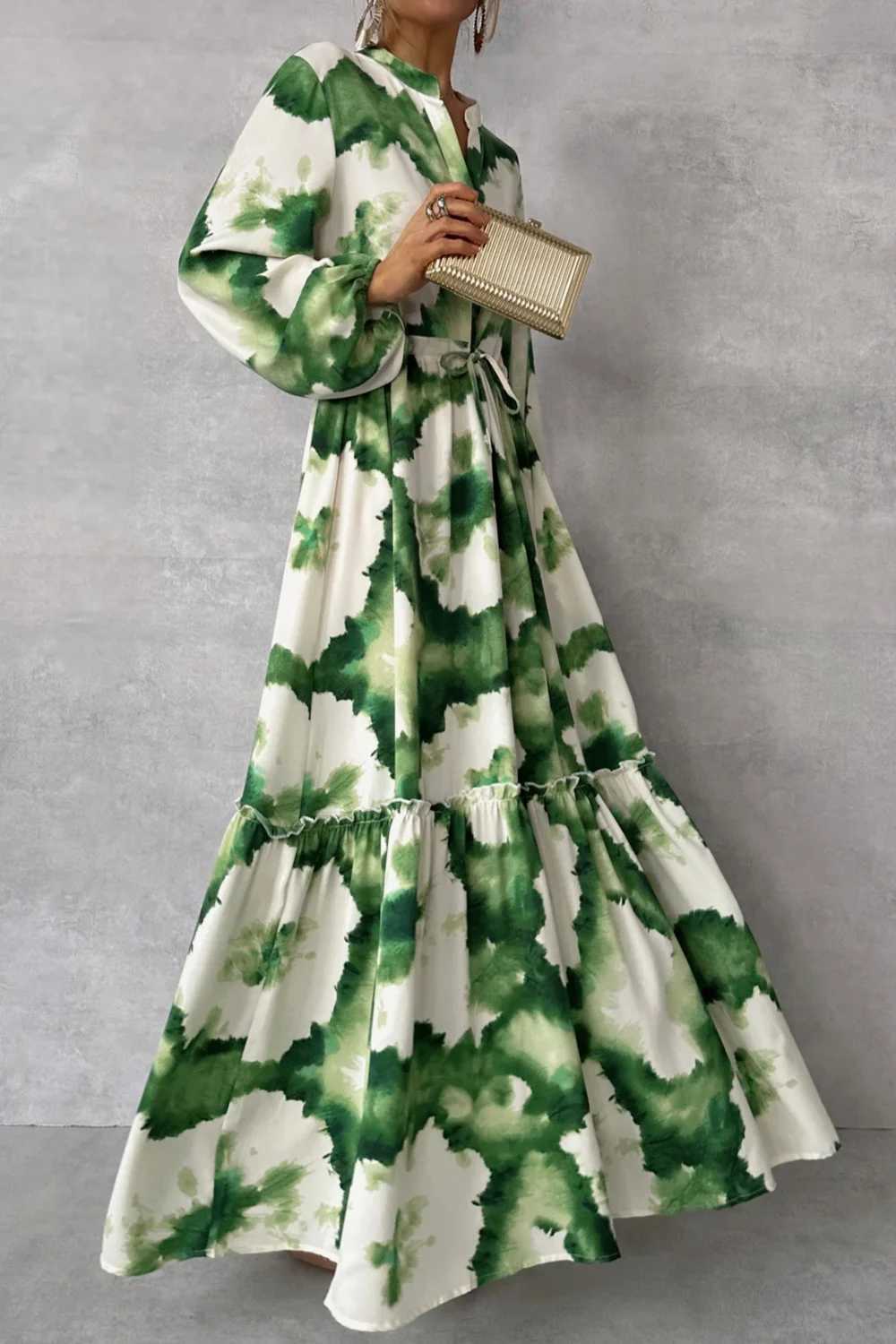 Urban Sexy Dresses New Women Pile Up Slves A-Line Loose Long Dr Fashionable Grn Floral print V Neck Casual Lace Up Dr Summer Wear Y2403124KP0