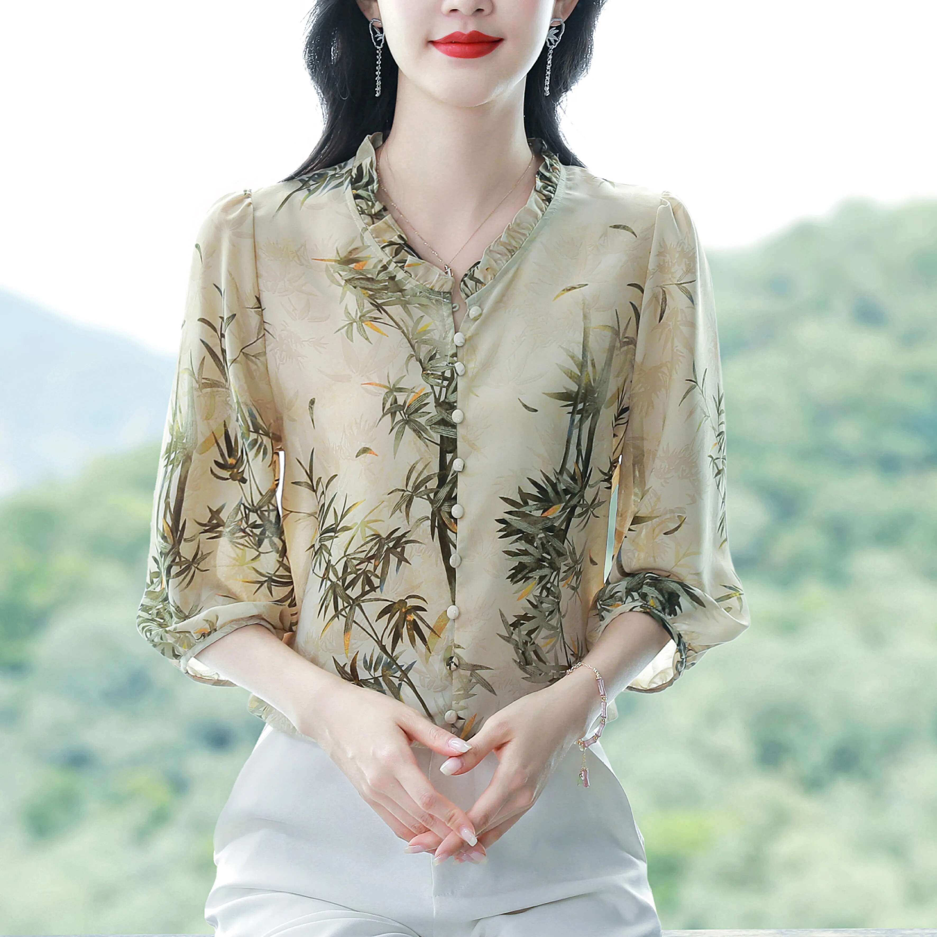 Fashion 3D Rose Printed Chiffon Shirt 2025 Spring Summer Pullovers Blouse Ruffled Collar 3/4 Sleeve Women Tops