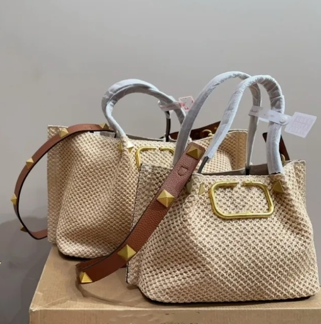 New Designer Bag Tote Handbags Black Purse Women Chain Hobo Shoulder Messenger Metal Lock Wallet Leather Crossbody Bag Cowhide Makeup Clutch