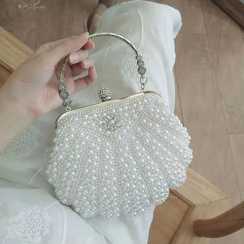 Shell Pearl Evening Bags Beading Metal Clutch Bags With Chain Prom Wedding Bridal Handbags Purse 250305
