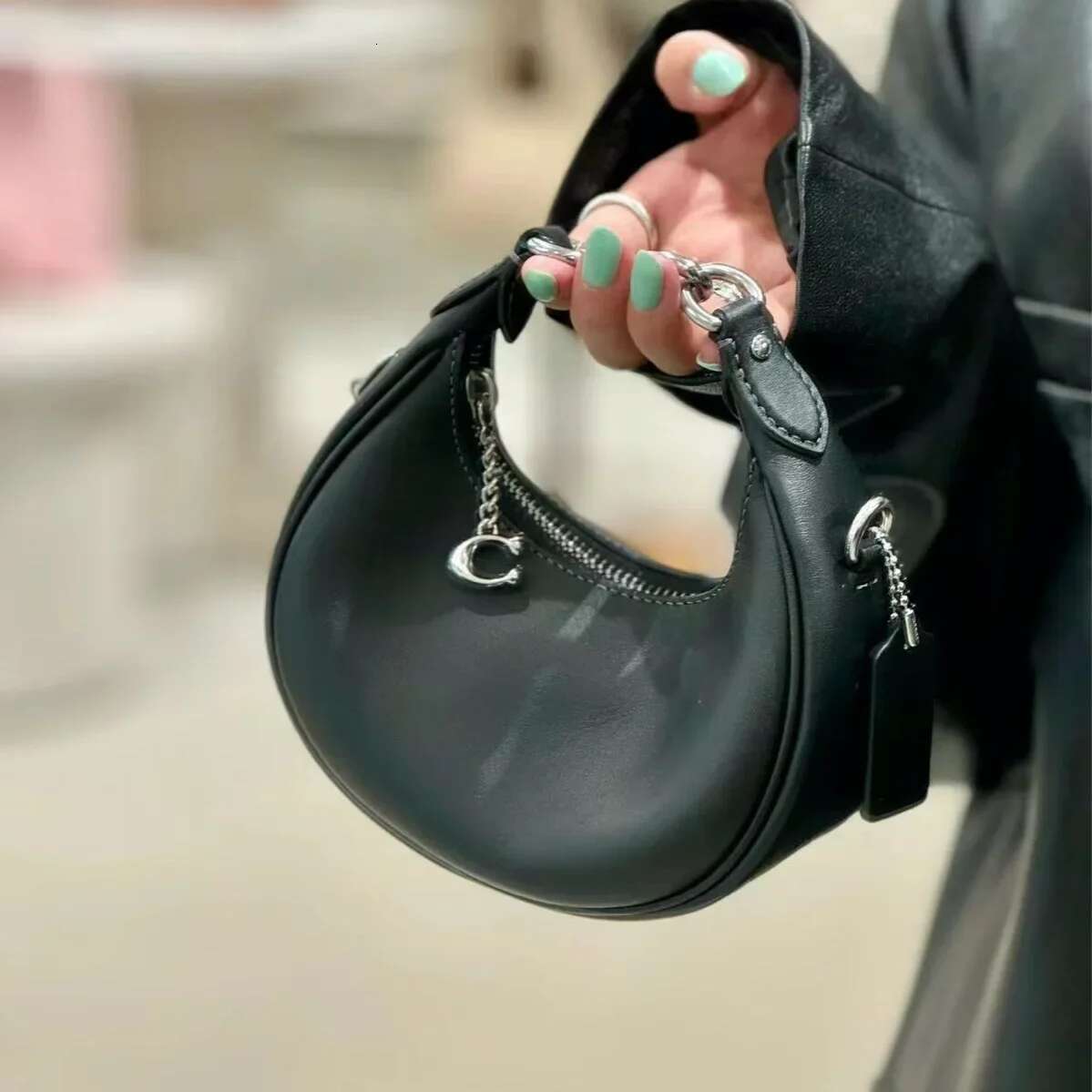 2024 New Mini Half-Moon Handbag Women's Crossbody Genuine Leather Shoulder Bag Small Trash Fashion Accessory