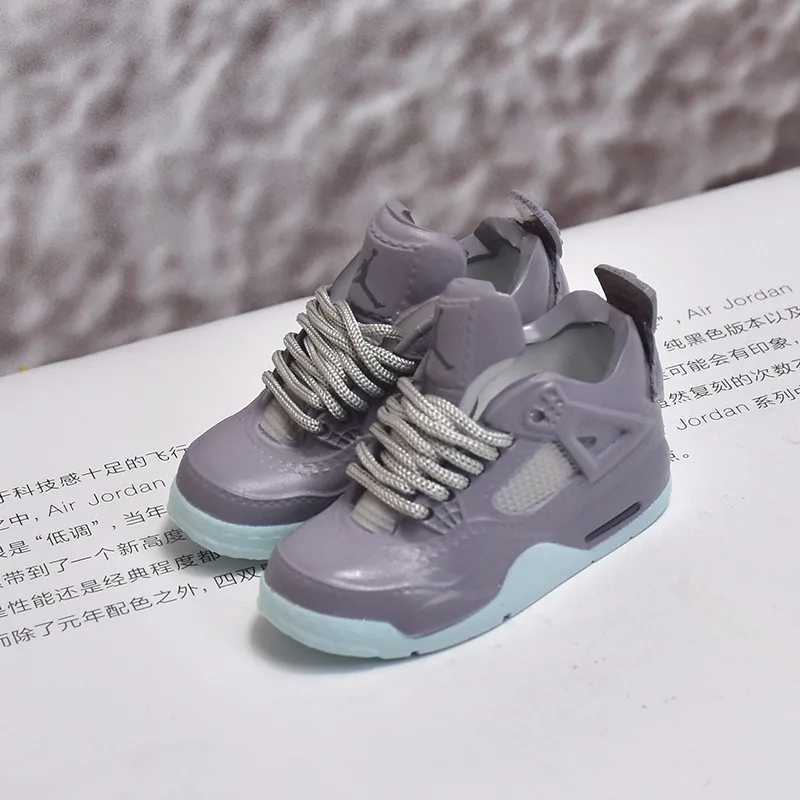 2025 explosion labubu17cm shoe model 5cm vinyl toy hand-made blind box sneakers model decorT250313