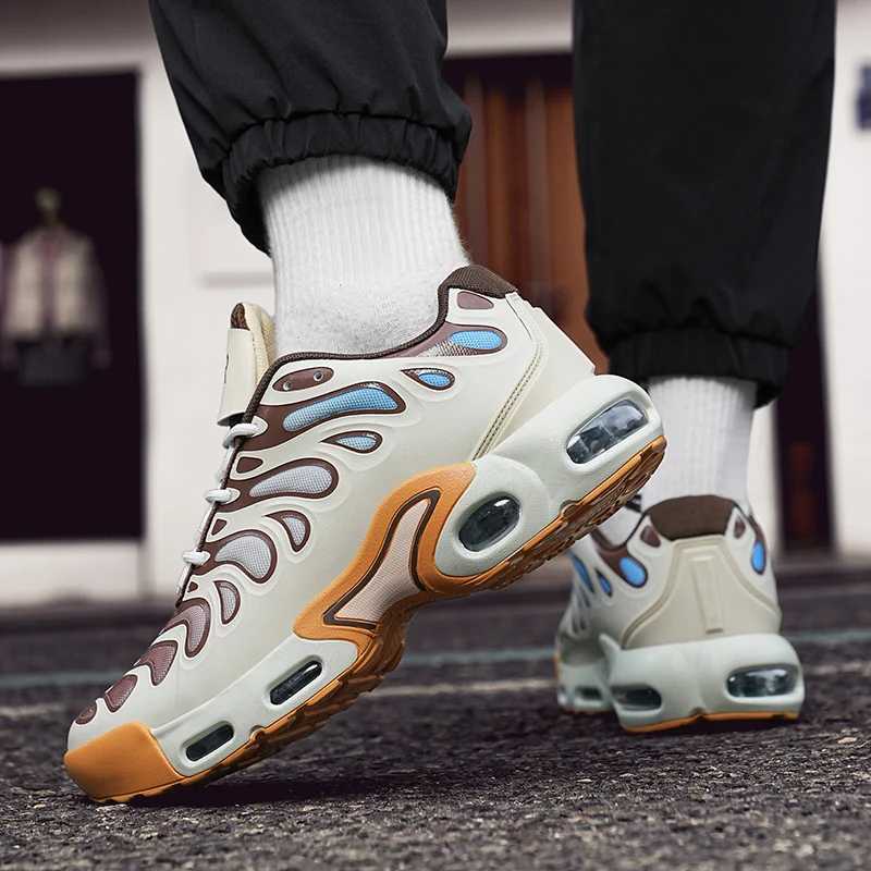 Men Running Shoes Air Cushion Mens Spring and Autumn New Trendy Breathable Soft Bott Mens Casual Sneaker Air cushion shoes Z250411