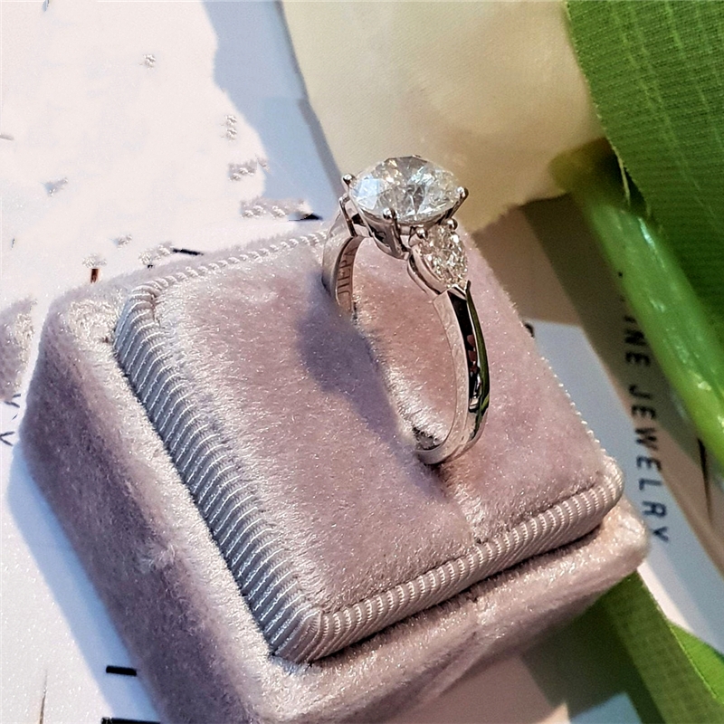 1.50CT Brilliant Cut Lab Grown Diamond Classic 4 Prongs Solitaire White Wedding Engagement Ring Side Pear Cut 3 Stone Ring Anniversary Gift