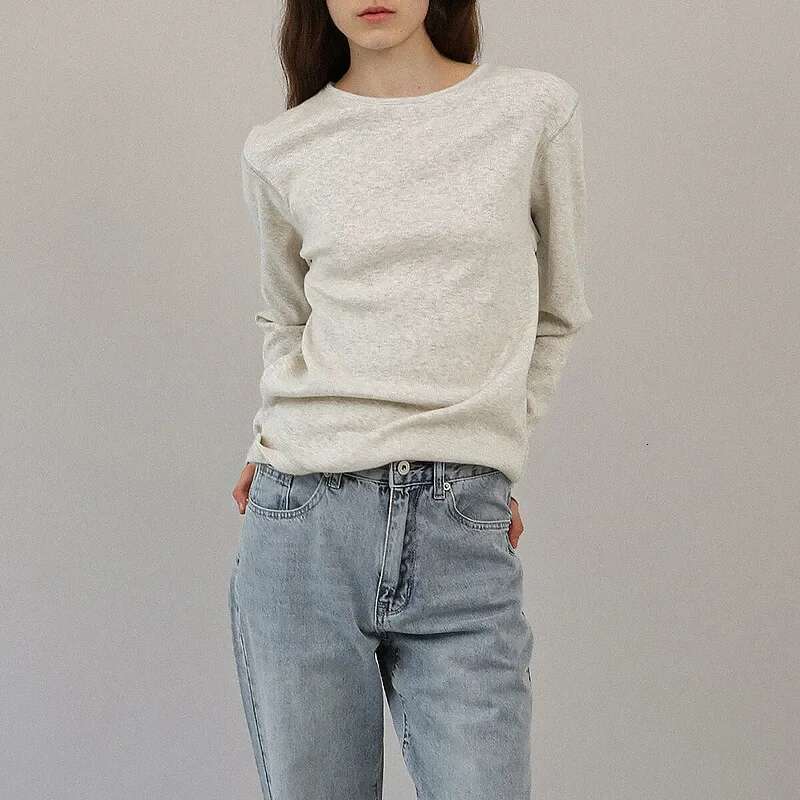 Cotton Round Neck Long-Sleeved White T-Shirt Women's Spring New Threaded Haruku Chic Basic Tees Casual Female Tops