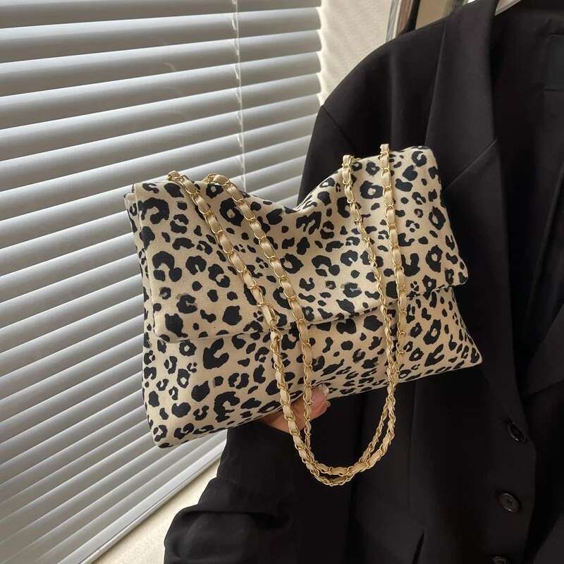 popular This year's niche leopard print handbag for women in 2025, new western-style versatile single shoulder underarm bag, han 2025, bag,