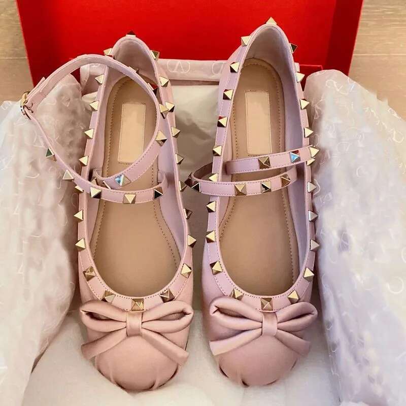 V family riveted satin ballet female 2023 new bow French single flat bottom Mary Jane princess shoes