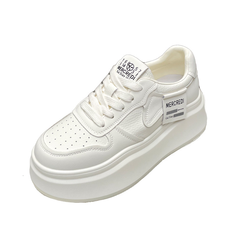 2025 new thick soled multifunctional high white designer trendy and fashionable women's sports niche design board shoes