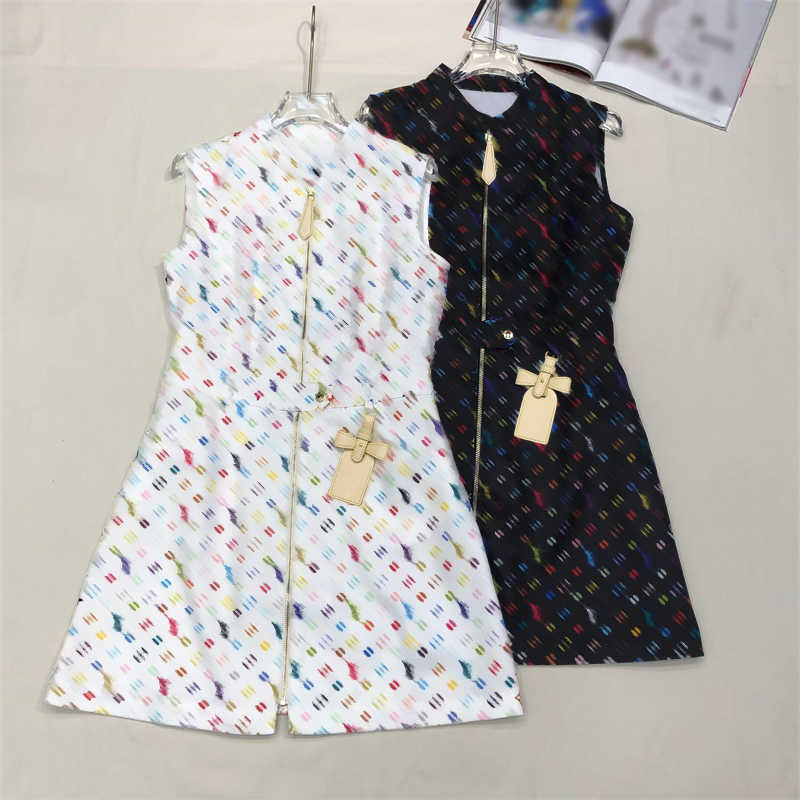 Designer Basic Casual Dresses sleeveless dress Leather buckle zipper head and Custom leather tag decoration Full-body printing Simple and generous Daily clothing