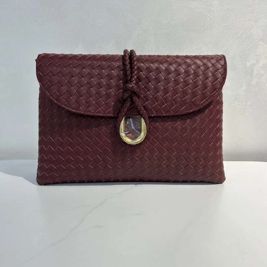 Home Cow Woven Genuine Leather Women's Bag Small Red Book Bloggers Same Style Handheld Evening Banquet Flip Single Sho