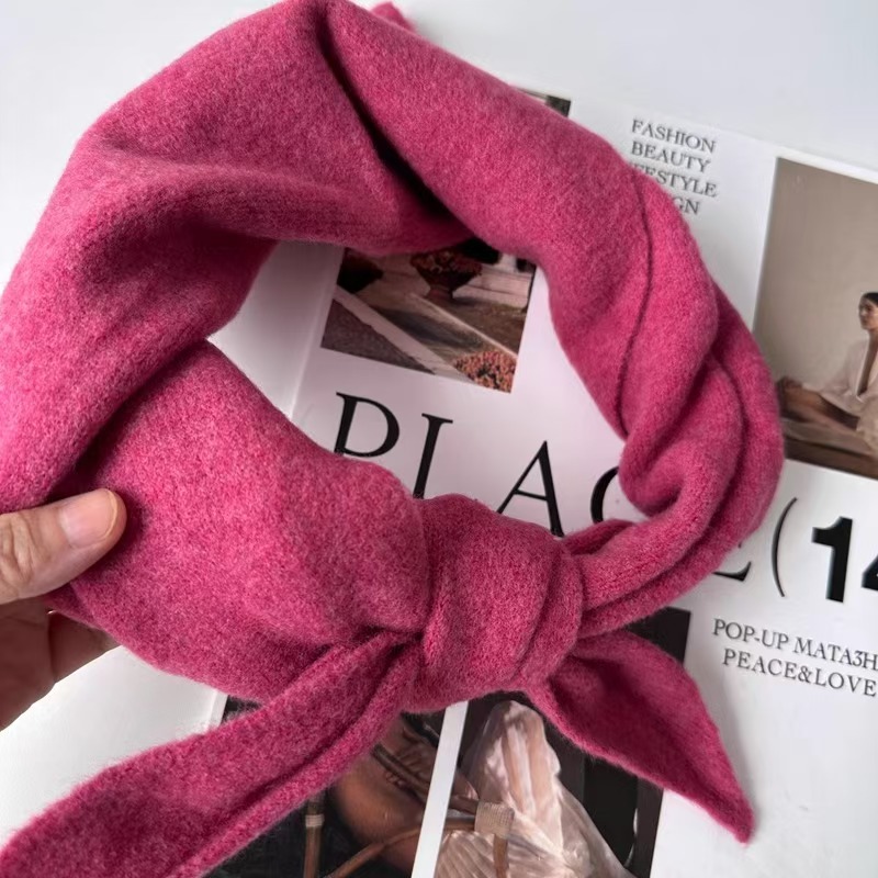 K116 Treasure item small scarf autumn and winter containing wool soft and waxy multi-purpose scarf collar small scarf to reduce age and versatile tria
