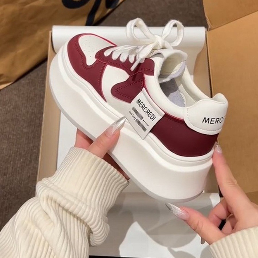 2025 new thick soled multifunctional high white designer trendy and fashionable women's sports niche design board shoes