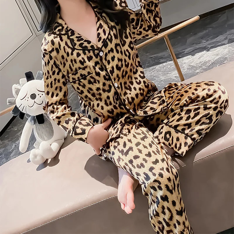 2PCS Childrens Summer Long sleeved Leopard Pattern Shirt TopPants Satin Silk Comfortable Girls and Youth Pajama Set 5-10Y 250312
