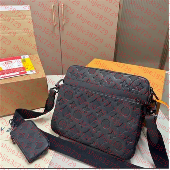 Designers Bag Handbags Men Leather Outdoor Messenger Bags Leather TRIO Messenger Bags Luxury Shoulder Bag Designer Handbag sport camera bag Tote Man's bag