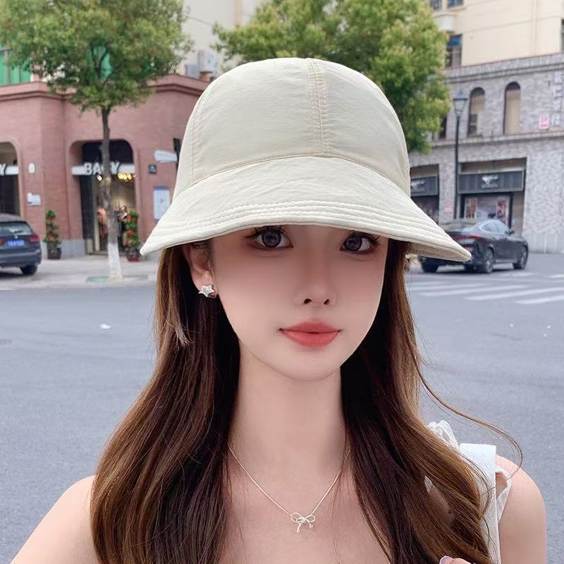 baseball cap Sunscreen face enhancing small equestrian hat, 2025 new adjustable color blocking travel, sun shading, leisure versatile big head circumf