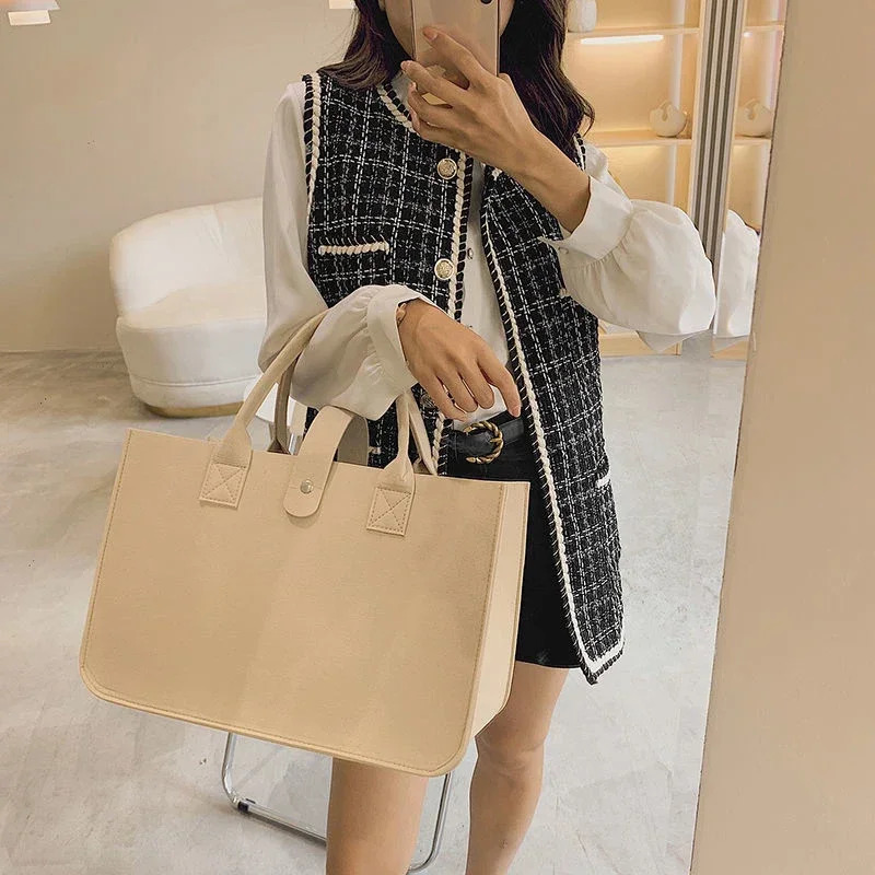 New Shopping Handbag Womens 2025 Handbag Large Capacity Open Fashion Felt Shopping Designer Tote Woven Bag Shop Online China R250312
