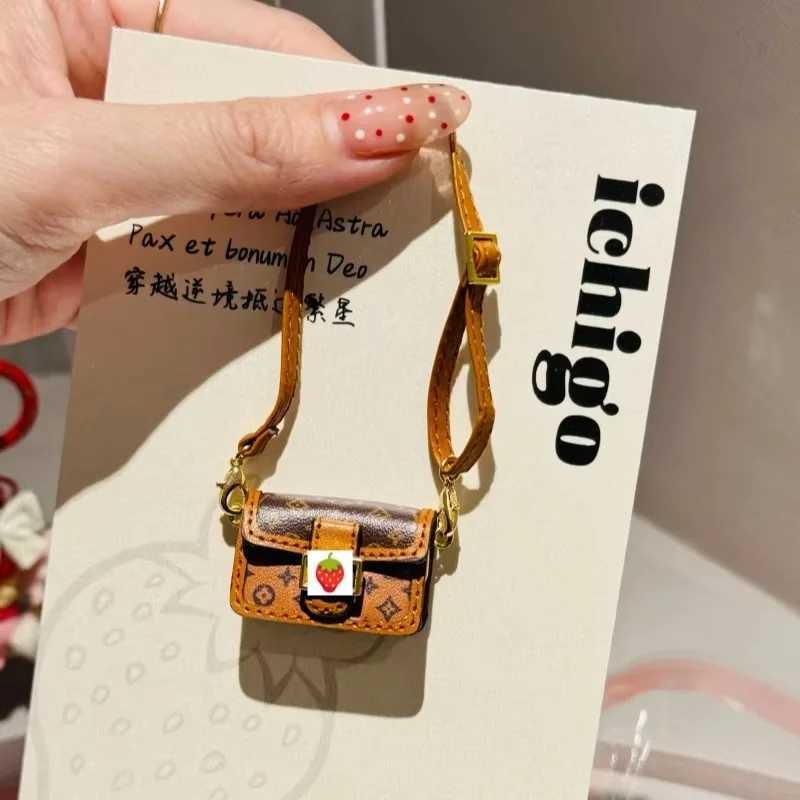 2024 Hot Sale Labubu Small Cloth Doll Bag Heart Stirring Macaron Small Fragrant Wind Mini Bag Matching Dolls Ornaments Girls ToyT250313
