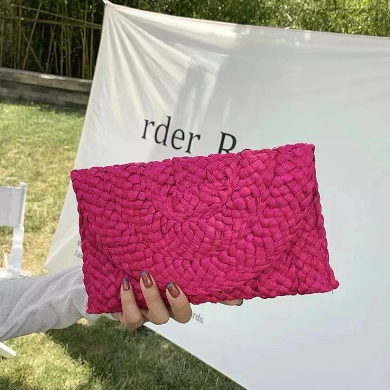 Fashion Corn Husk Handmade Womens Straw Bag Summer New Envelope Wallet Multi-color Beach Holiday Woven Bag Female Coin Purses R250312