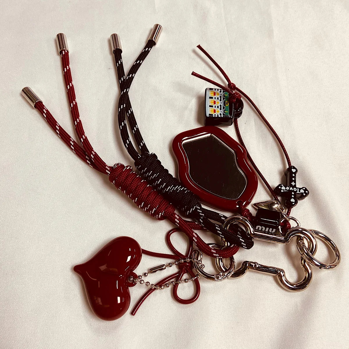 resin hanging rope mirror small heart versatile keychain phone case pendant woven rope bag decoration warm gift 250311