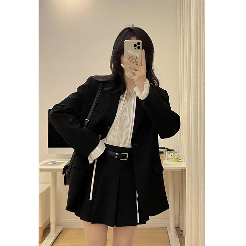 L3101Trendy Black Suit Coat for Women - Comfortable Loose Design for 2025 Seasonal Wear