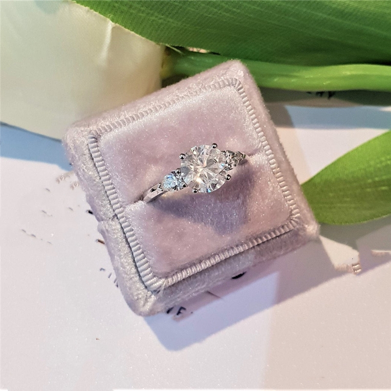 1.50CT Brilliant Cut Lab Grown Diamond Classic 4 Prongs Solitaire White Wedding Engagement Ring Side Pear Cut 3 Stone Ring Anniversary Gift