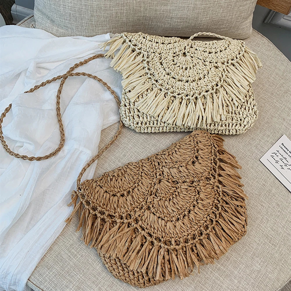 Summer Beach Vacation Women Tassels Woven Bag Straw Rattan Weave Shoulder Crossbody Bags Ladies Fashion Tassels Handbags Purse R250312