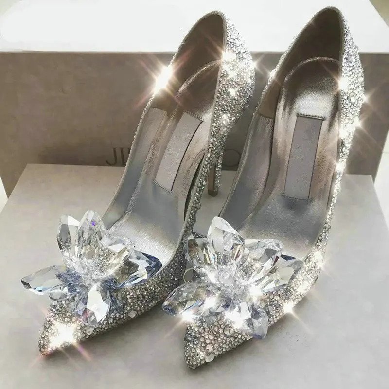 European Style Fashion Rivets Shallow Pumps Stiletto Pointed High Heels Nightclub Shoes Single Shoes 250312