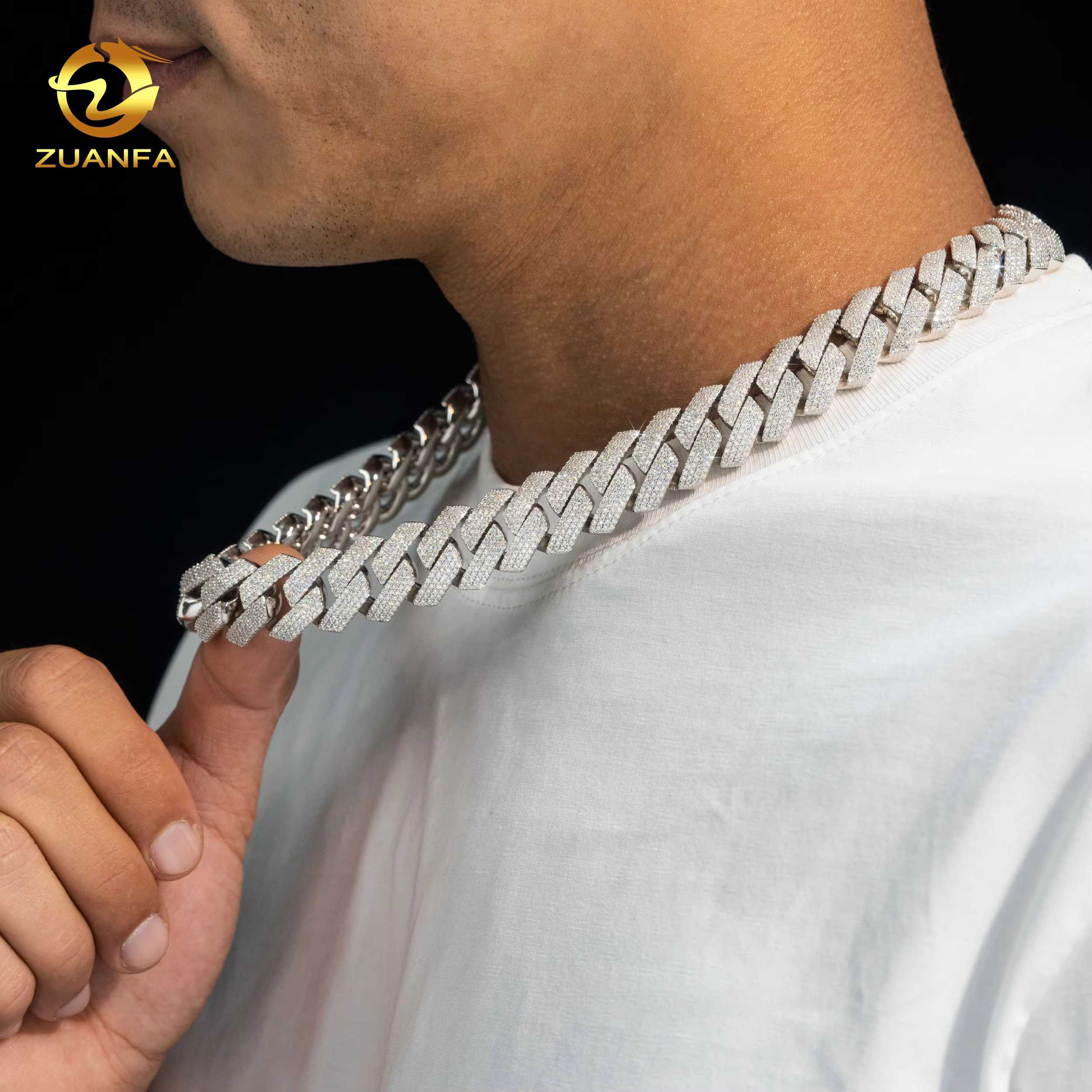 Iced Out Jewelry VVS Diamonds Custom Necklace Hip Hop 925 Silver Cuban Link Chain Moissanite