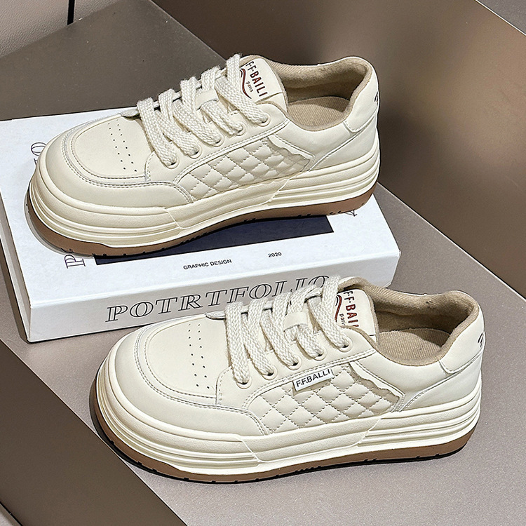2025 New Women s Light Luxury White Shoes Made Of Genuine Leather Thick Soled Board Shoes Designed By Fashion Simplicity, And Versatile Diamond Grid S