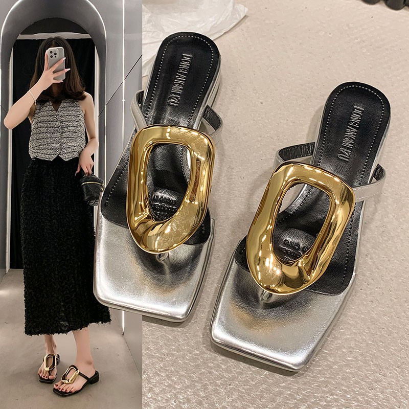 Wear flip-flops Flip-flops with gold buttons Designer free Shipping External penetration Women sandals Silver gold black blue slippers 2025 hot