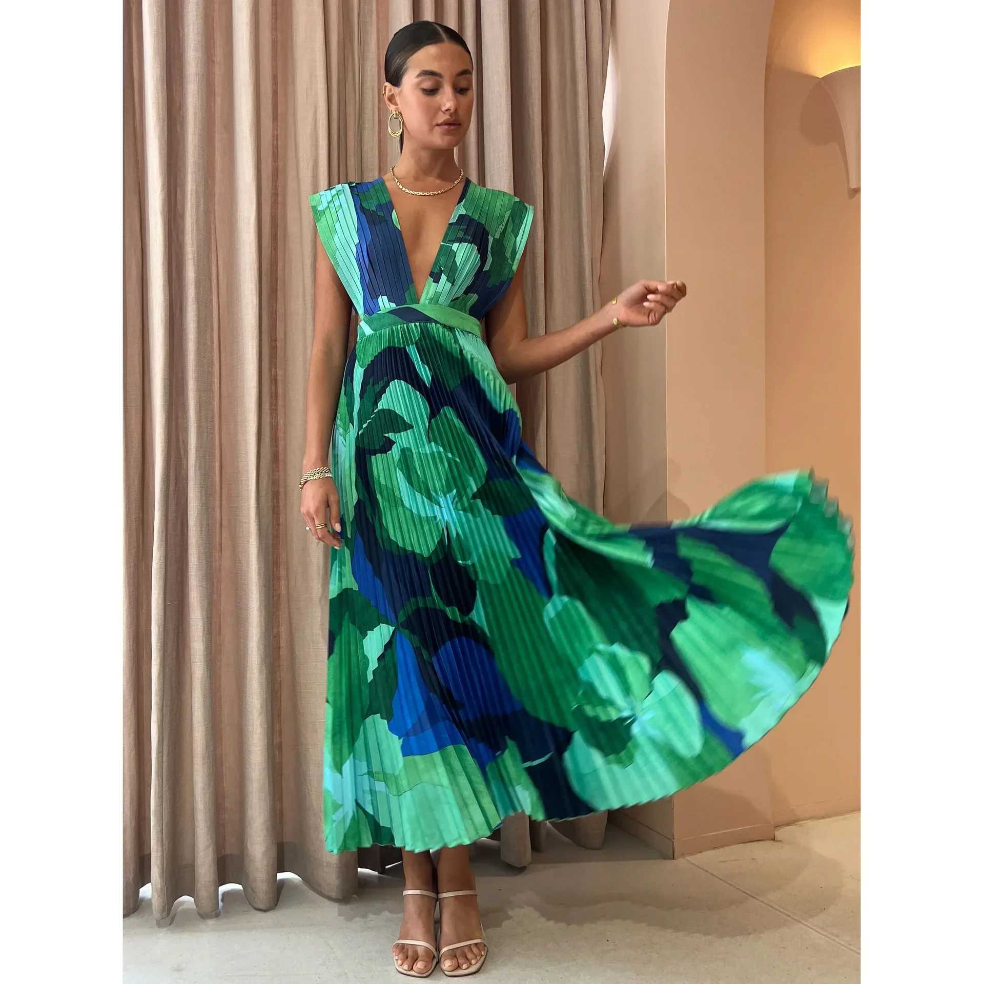 Urban Sexy Dresses Womens S-XL size new European and American spring and summer pleated Slvel casual doctor INS loose vacation womens doctor Y240312E1