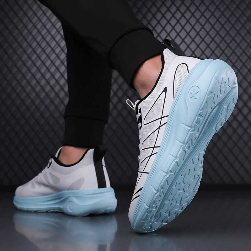 Light Cfy Mens Running Shoes Mesh Breathable Sports Jogging Shoes Outdoor Sneakres Men Leisure Walking Shoes M Footwear Z250411
