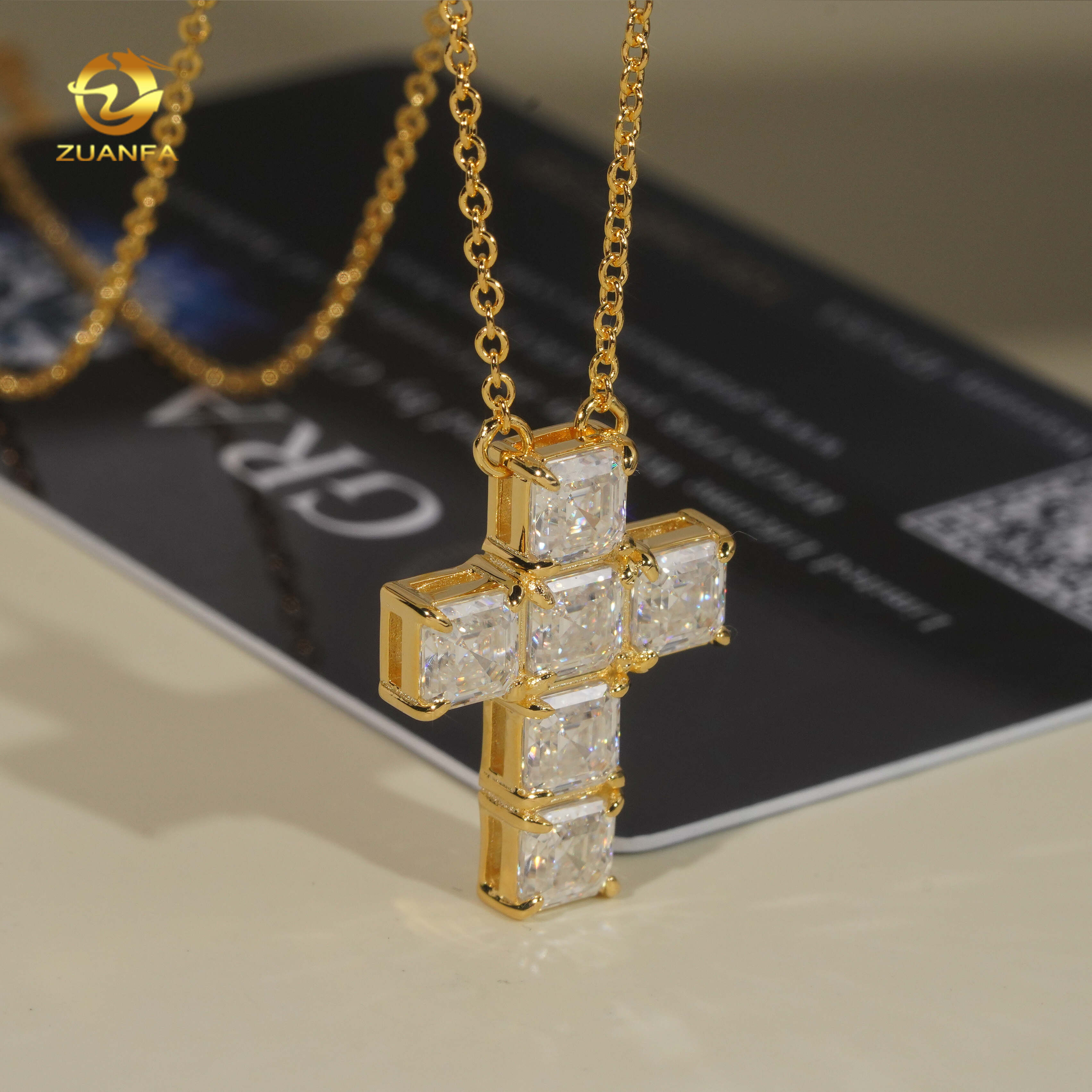 Luxury 925 Silver Asscher Cut Cross Pendant Necklace Unisex Moissanite Diamond Iced Out Hip Hop Women Necklace