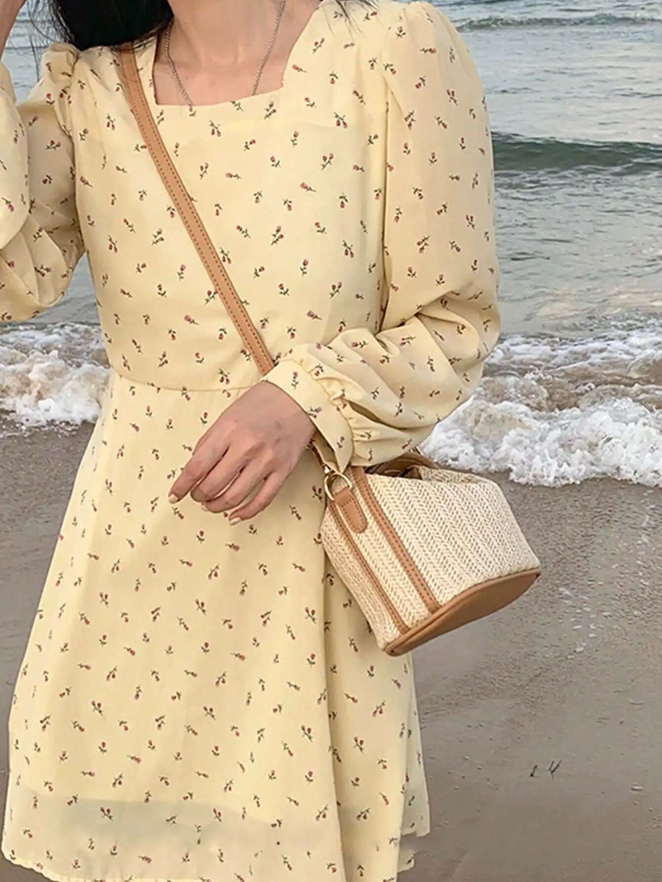 2024 Summer New Grass Weaving Small Casual Women's Handheld One Shoulder Crossbody Bag