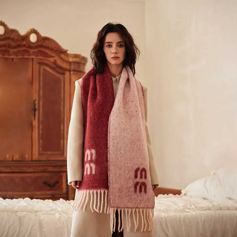 Scarves 2025 Winter New Jacquard Double sided Two tone Mixed Color Womens Scarf with Wool Mix Simple Warm H250313 K2BM
