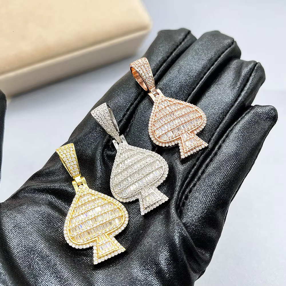 Pass Diamond Tester Hot Selling Fashion Heart baguette Moissanite 925 Sterling Silver Women Necklace Custom Silver Pendant