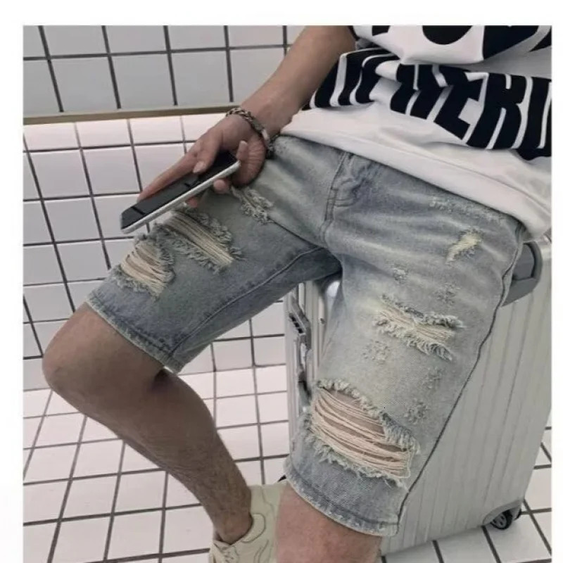 Beggar denim shorts mens summer thin trend of wearing tight pants Korean version clown 250313