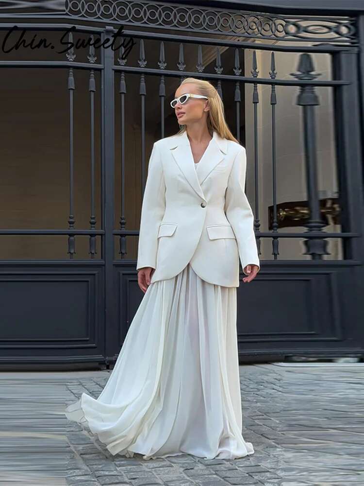 Elegant Solid Women Blazer Slim Long Sleeve Lapel Single Button Pocket Female Coat 2025 Spring Autumn Urban Lady Streetwear