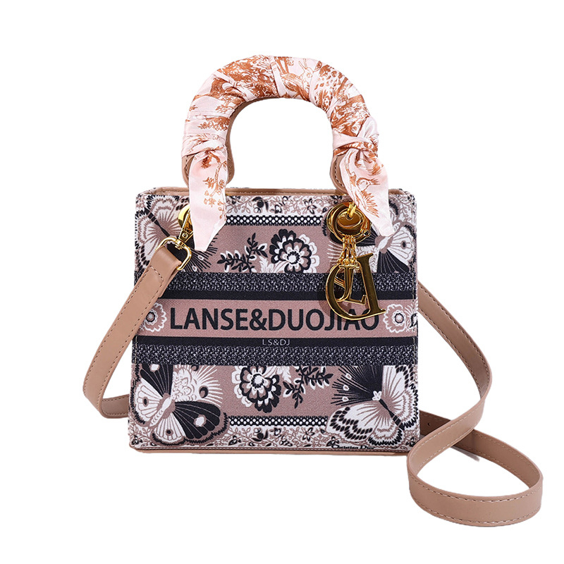 free shipping designer Shoulder Bags for woman Casual Fashion letter vintage embroidery solid bag