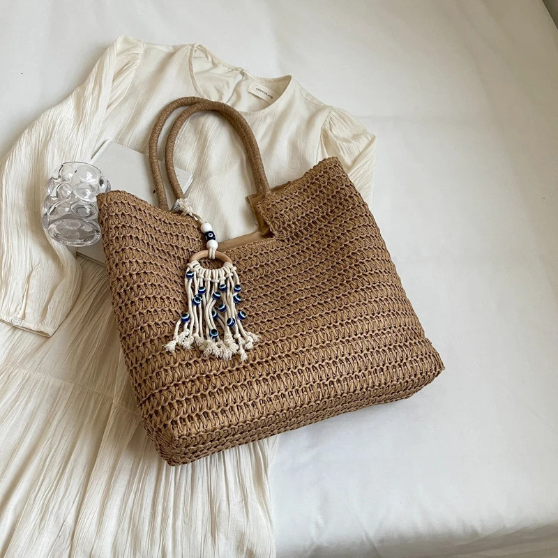 Large Beach Bag With Tassels Bohomian Straw Handbag Large Capacity Vocation Handbags Perfect For Beach Pool And Travel R250312