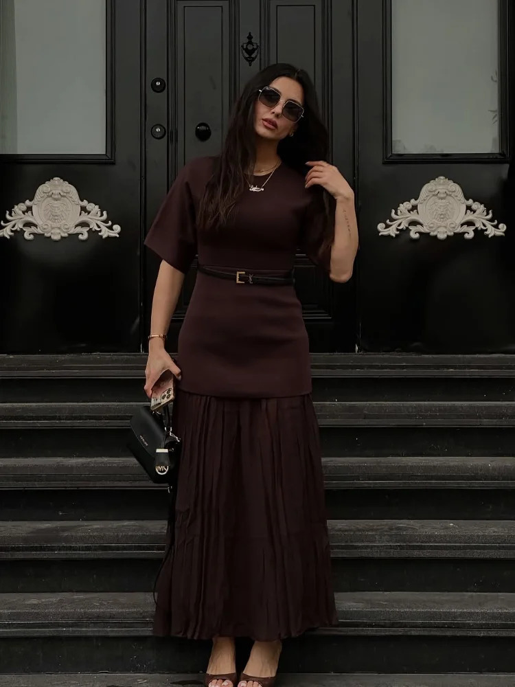 Fashion Brown Knit Pleated Patchwork Dresses Elegant Round Neck Short Sleeve Slim Fit Dress Female Commute Outdoor 250313
